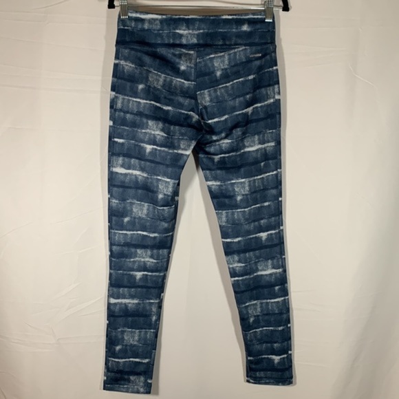 Adidas Climalite Blue & White Striped Leggings - Picture 5 of 8